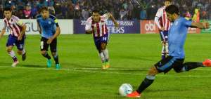 La selecci&oacute;n paraguaya pasa de los elogios a la decepci&oacute;n