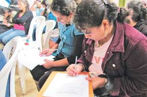 Organizaciones productivas de mujeres registran buenos balances en 20 a&ntilde;os de actividades. Foto: Cortes&iacute;a