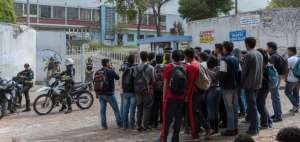 Un grupo de estudiantes del Mont&uacute;far protagoniz&oacute; incidentes esta semana.