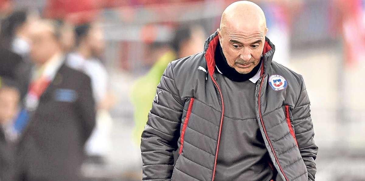 Jorge Sampaoli sufri&oacute; el desmembramiento de su equipo t&eacute;cnico con la salida de dos de sus colaboradores. Foto: Internet