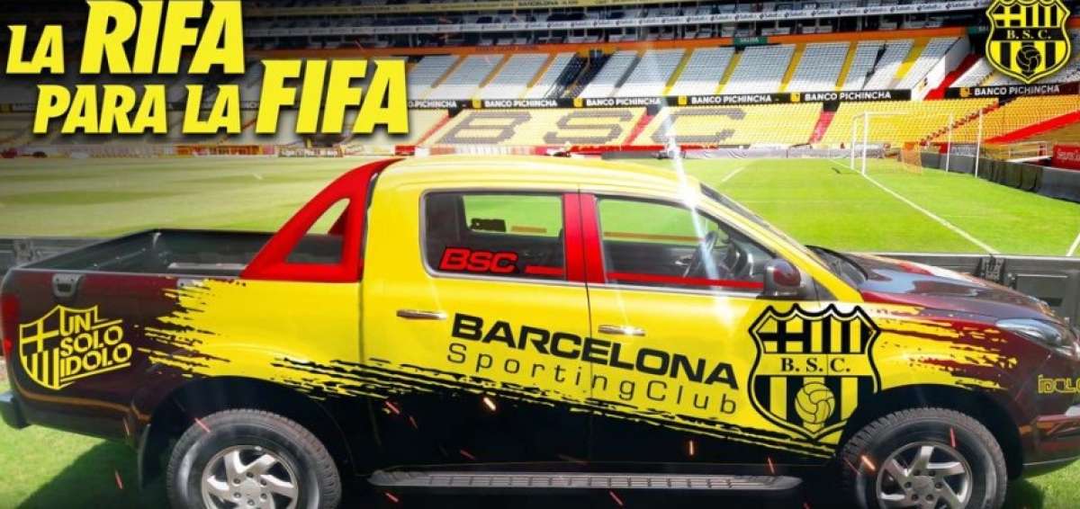 Barcelona planea pagar deuda de Vargas con una &ldquo;rifa para la FIFA&rdquo;