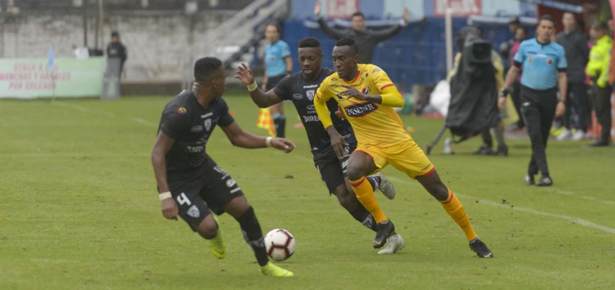 Independiente del Valle y Barcelona perdieron la oportunidad de conseguir una ventaja que les ayude a afrontar de mejor manera los partidos de vuelta de los play off de la Liga Pro.