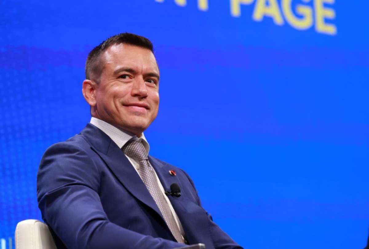 Daniel Noboa, presidente de Ecuador, alcanz&oacute; un 45% de aprobaci&oacute;n ciudadana, a poco de completarse un a&ntilde;o m&aacute;s de gesti&oacute;n. 