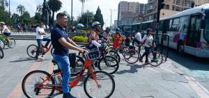 La ciudad aplica incentivos a la movilidad alternativa, principalmente el uso de la bicicleta, desde el a&ntilde;o 2003 cuando arrancaron los ciclopaseos.