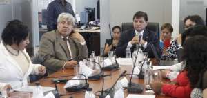 La Comisi&oacute;n de Salud de la Asamblea trabaja en un proyecto para regular a las aseguradoras de salud.