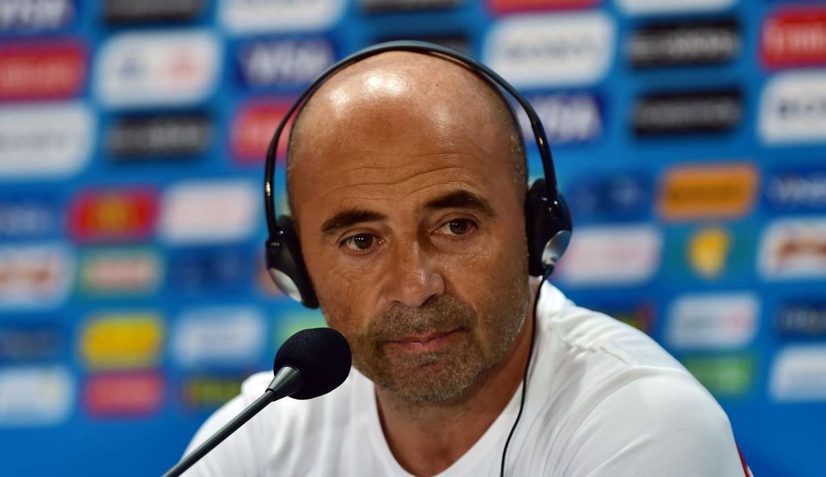 Jorge Sampaoli hizo &eacute;nfasis en que deben tener cuidado en la p&eacute;rdida del bal&oacute;n por el juego directo que aplica Brasil. Foto: AFP