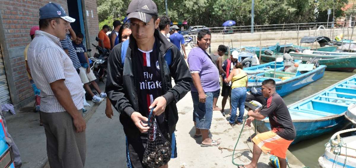 Todos los d&iacute;as, a las 6:00,  los recolectores de conchas empiezan su jornada en este sitio costero.