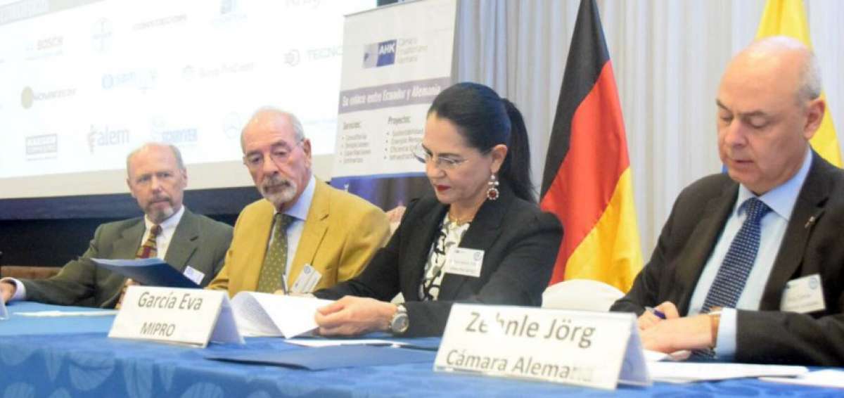 Convenio permite a industria de Ecuador acceder a conocimientos digitales 4.0
