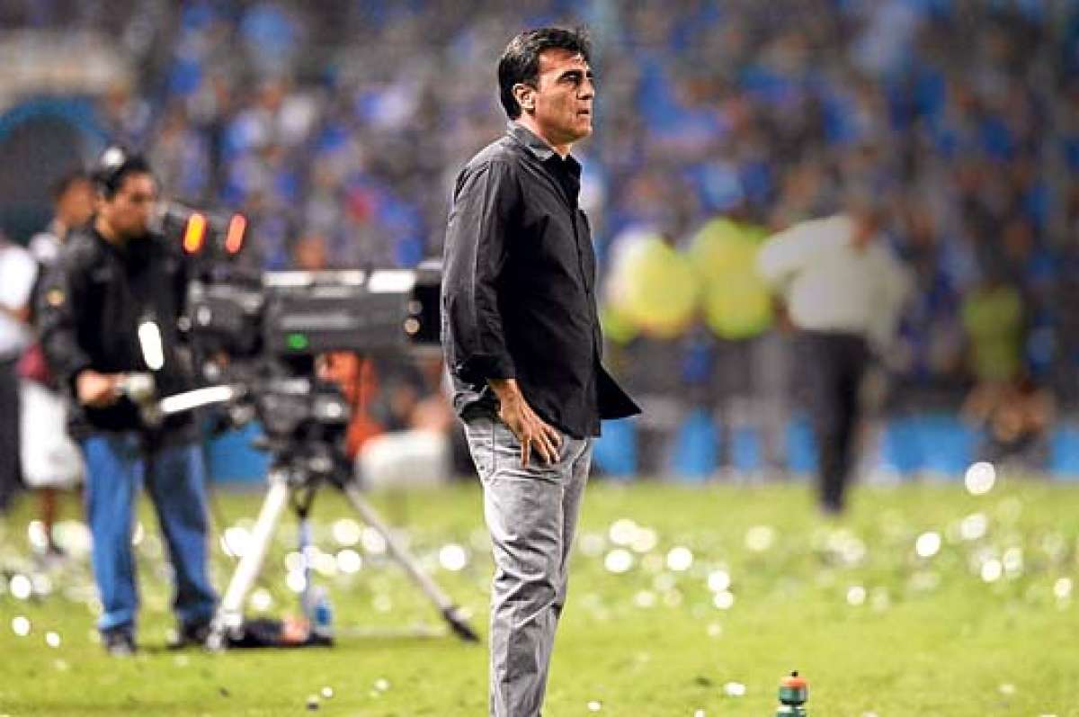 Quinteros: "Cuando tenga arreglado lo sabr&aacute;n"