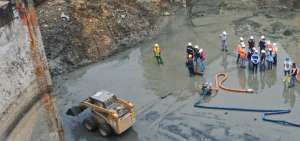 Trabajos permiten ver el fondo de Las Esclusas luego de 58 a&ntilde;os de construcci&oacute;n