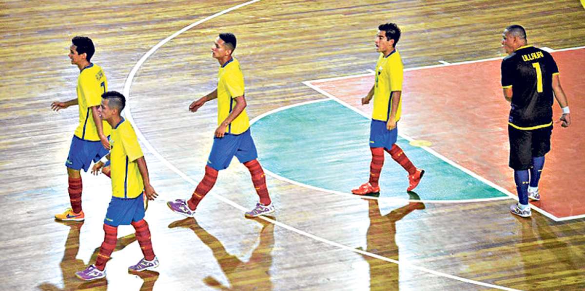 Jugadores ecuatorianos durante el &uacute;ltimo encuentro frente a la selecci&oacute;n de Argentina en Portoviejo. Foto: tomada de la p&aacute;gina web de la Ecuaf&uacute;tbol