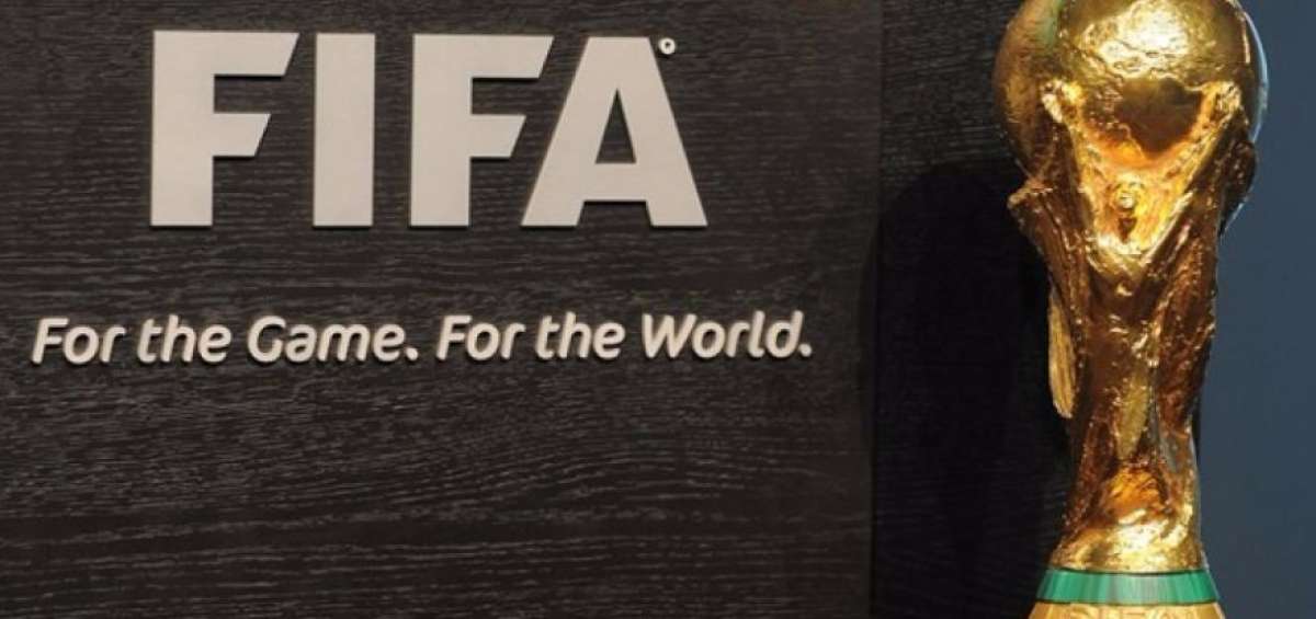 Decisi&oacute;n de la FIFA divide al f&uacute;tbol europeo