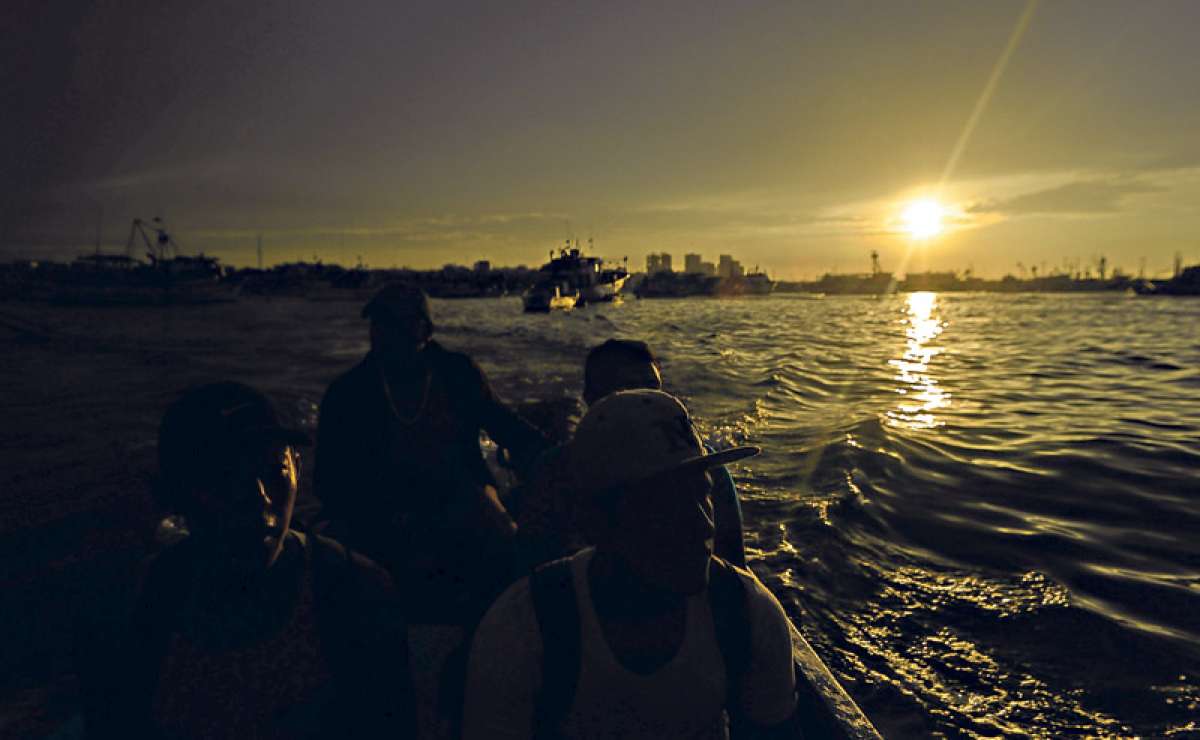 En Manta, los taxis tambi&eacute;n cubren el mar (Portafolio gr&aacute;fico)