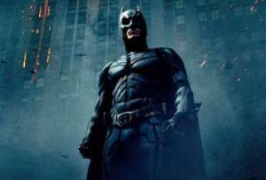 Un ciudadano disfrazado de Batman se viraliz&oacute; en redes tras su extra&ntilde;a aparici&oacute;n en Manab&iacute;.