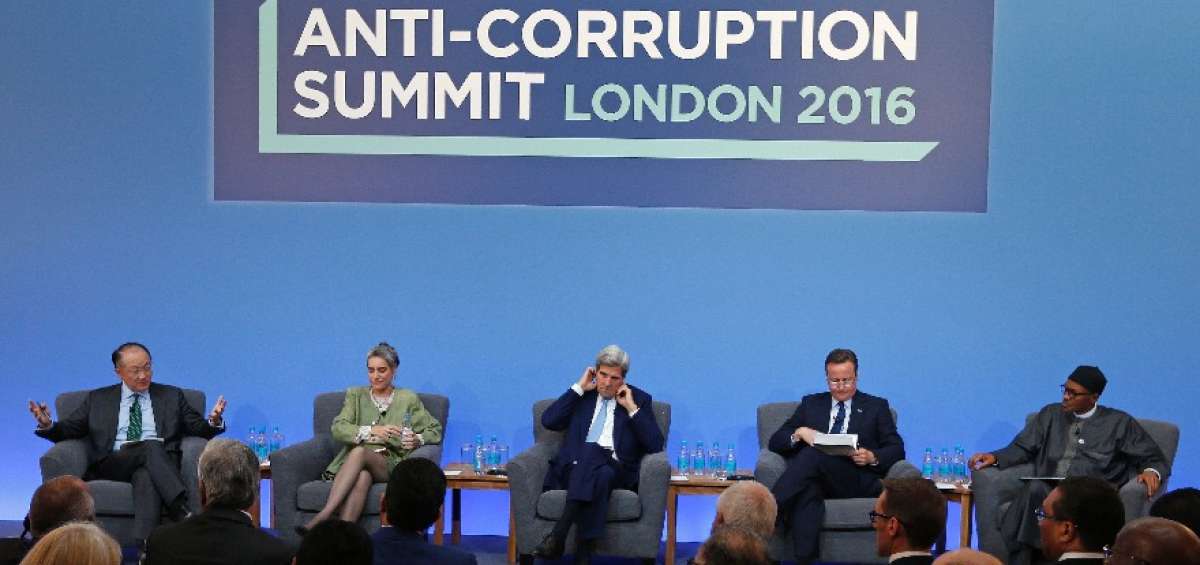 El anuncio se hizo durante la Cumbre Anticorrupci&oacute;n que se desarrolla en Londres.