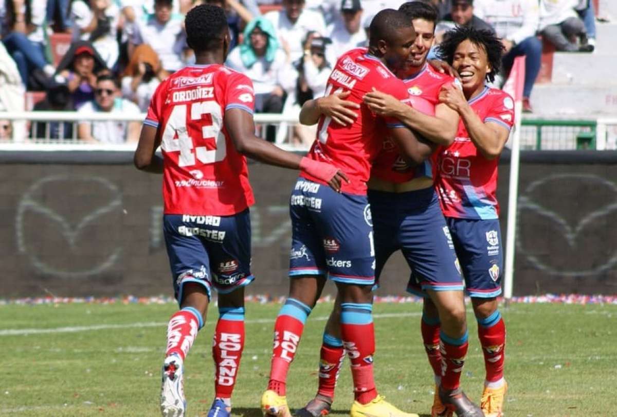El Nacional volvió a ganar después de cinco años en el estadio Rodrigo Paz Delgado.