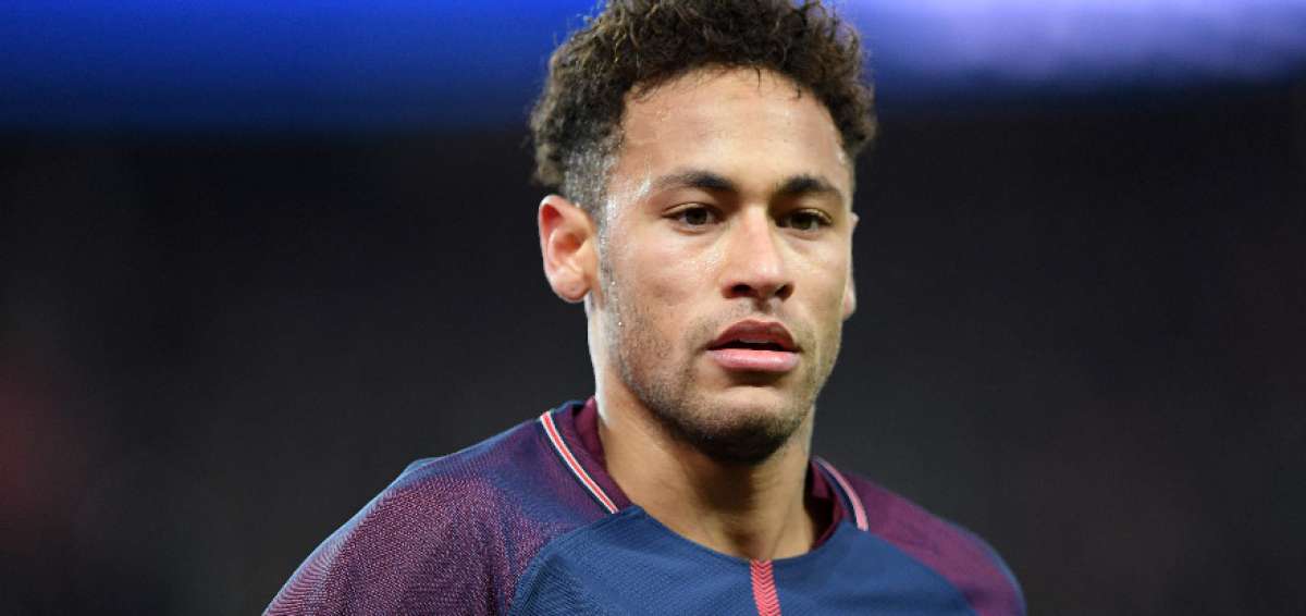 Neymar ser&aacute; operado el s&aacute;bado y podr&iacute;a tardar hasta tres meses en recuperarse