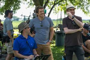 Jason Blum (centro), en el  set de Sinister 2, filme que se estrenar&aacute; pr&oacute;ximamente. Foto internet