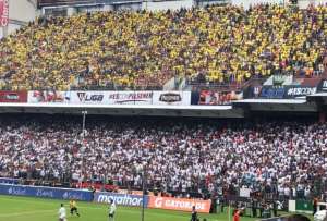 Hinchada de Barcelona no podrá ingresar al partido frente a Liga de Quito