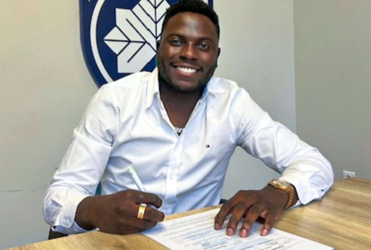 Moisés Ramírez ya firmó el contrato con su nuevo equipo