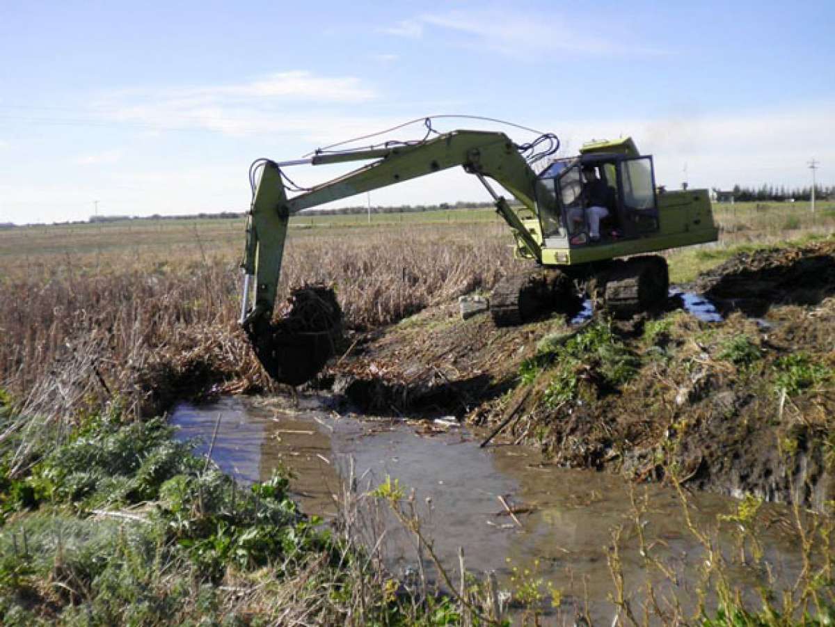 En diversas zonas de Milagro se realiza limpieza antes del invierno