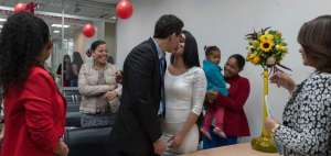 366 parejas celebran su matrimonio en San Valent&iacute;n