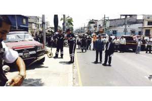 El reconocimiento del lugar de los hechos, donde falleci&oacute; arrollado un menor de edad, se realiz&oacute; el pasado 27 de agosto. El incidente fue en las calles 29 y Portete, en Guayaquil. Foto: Cortes&iacute;a