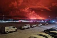 Erupción volcánica deja impresionantes imágenes en Islandia