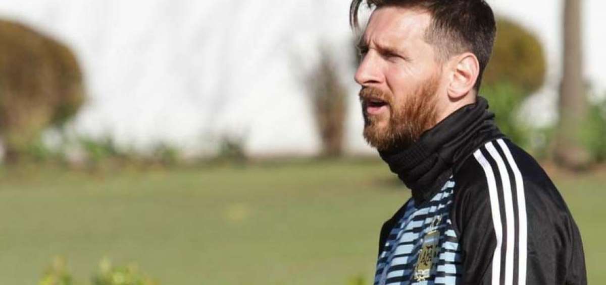 Messi lleg&oacute; a Argentina para sumarse a la selecci&oacute;n albiceleste
