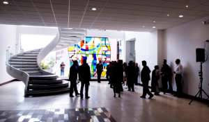 El 24 de julio, la Andina inaugur&oacute; su nuevo edificio y biblioteca en Quito, a prop&oacute;sito del natalicio de Bol&iacute;var. Foto: Daniel Molineros / El Tel&eacute;grafo