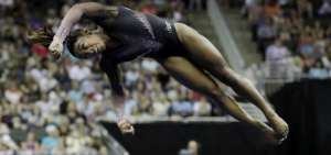 Simone Biles y su triple doble sin precedentes