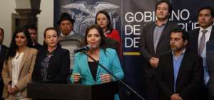 Bur&oacute; pol&iacute;tico del Gobierno desconoce separaci&oacute;n de Len&iacute;n Moreno de la presidencia de AP