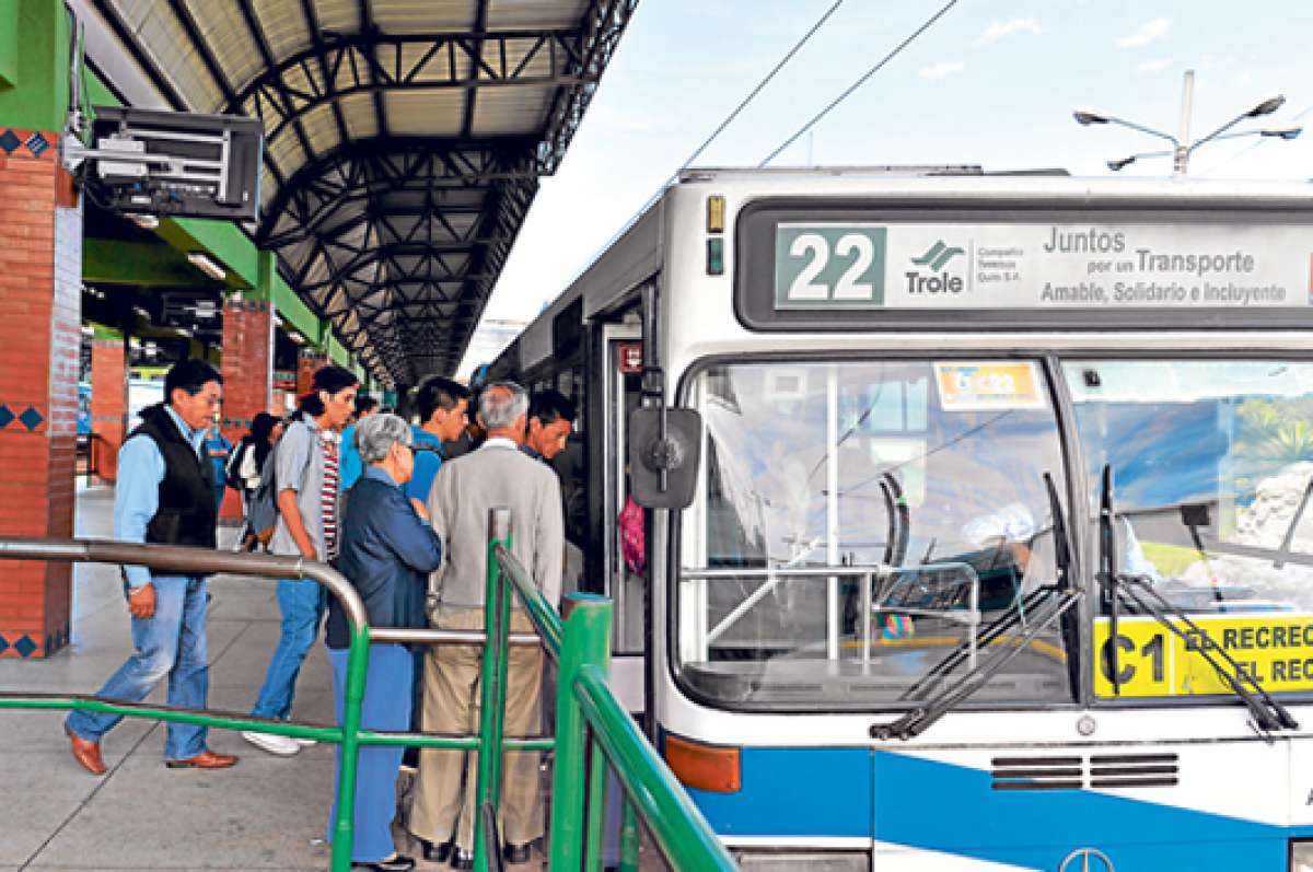 El sistema municipal de transporte troleb&uacute;s fue construido desde 1994 e inaugurado por el exalcalde, Jamil Mahuad, en diciembre del siguiente a&ntilde;o. Foto: Archivo/El Tel&eacute;grafo
