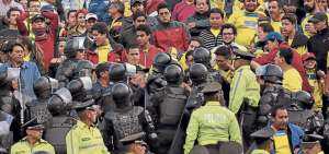 El d&iacute;a de los incidentes se observ&oacute; a simpatizantes del excandidato presidencial con carteles proselitistas.