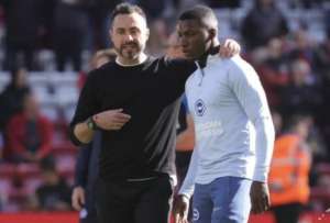 El técnico Roberto De Zerbi pide que la hinchada del Brighton apoye a Moisés Caicedo