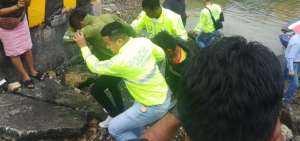 Dos detenidos por asalto a gabarra con camar&oacute;n