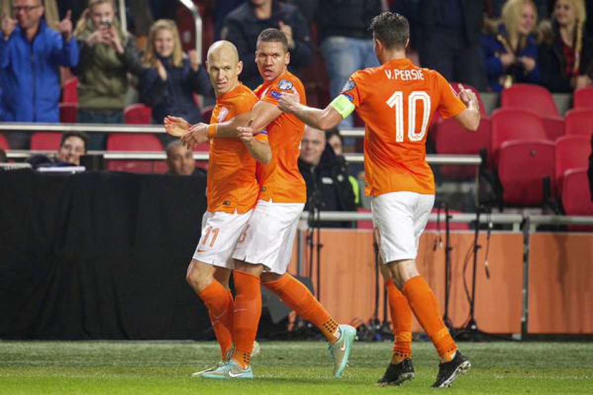 Holanda busca reaccionar ante Islandia en clasificaci&oacute;n para la Eurocopa