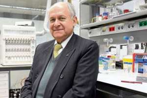 Manuel Elkin Patarroyo ha realizado importantes estudios sobre el lupus, la leucemia, la tuberculosis, la lepra y la fiebre reum&aacute;tica. 