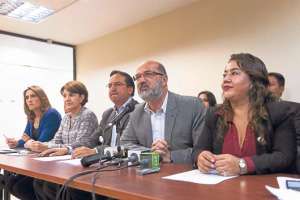 Los concejales de Alianza PAIS evaluaron ayer, en una rueda de prensa, el primer a&ntilde;o de gesti&oacute;n de Mauricio Rodas como alcalde de Quito. Foto: John Guevara / El Tel&eacute;grafo