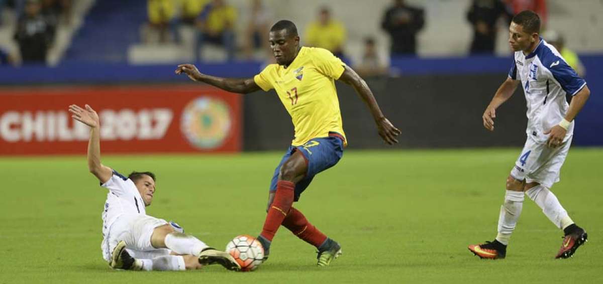 Marcos Caicedo podr&iacute;a ser baja en la 'Tri'