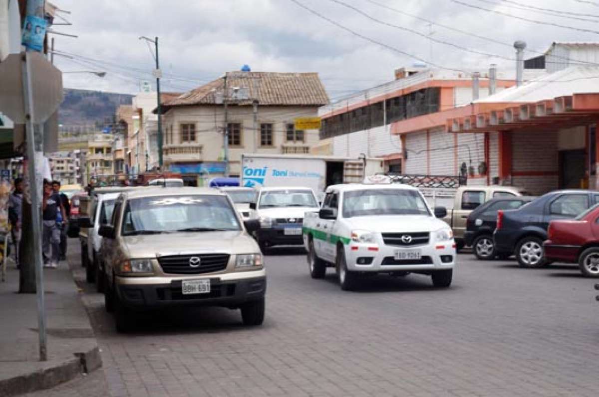 Las camionetas son un medio de transporte muy utilizado en zonas rurales de Salcedo. Foto: Janeth Osorio│El Tel&eacute;grafo