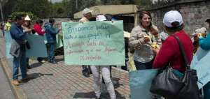 Los manifestantes se concentraron en los exteriores de Diario El Comercio.