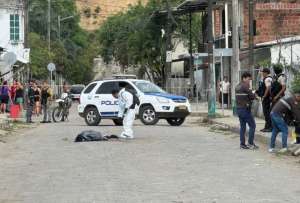 Manabí: dos policías fueron asesinados en 24 de Mayo