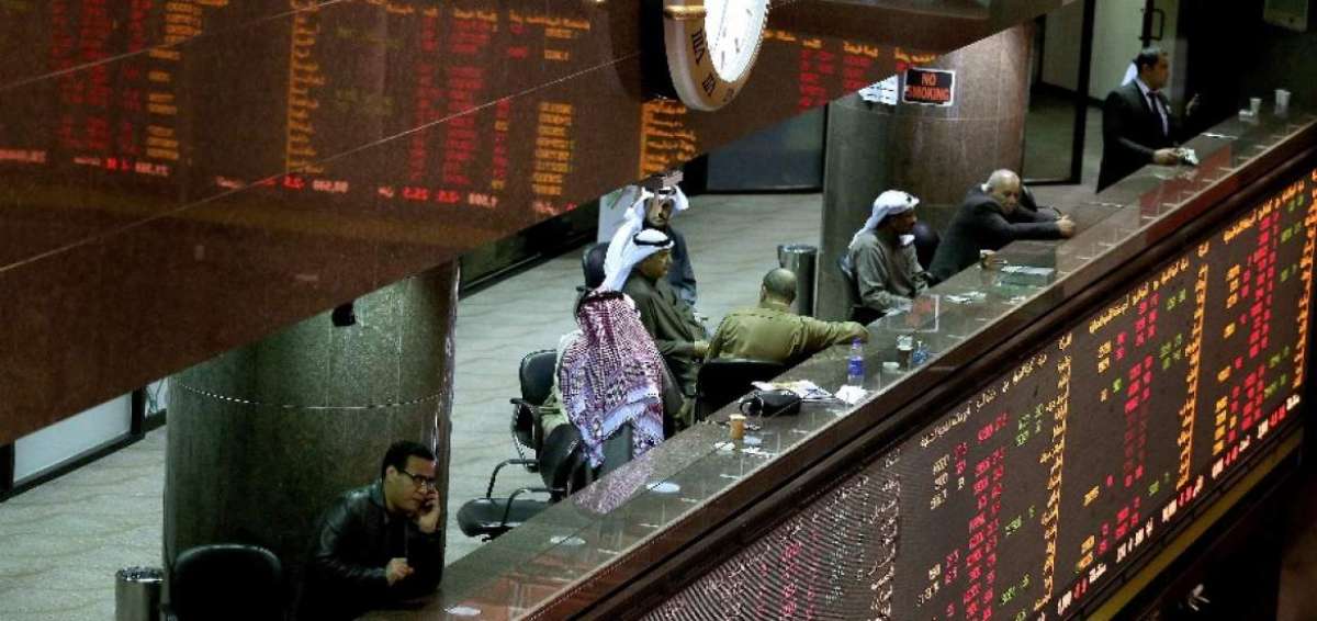 La ca&iacute;da de los precios del crudo ante la perspectiva del retorno al mercado de Ir&aacute;n tambi&eacute;n golpe&oacute; a los mercados de Abu Dabi y de Kuwait.