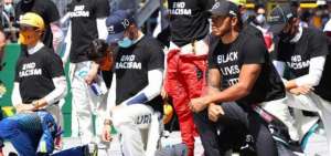 Inici&oacute; la F&oacute;rmula 1 con un mensaje en contra del racismo