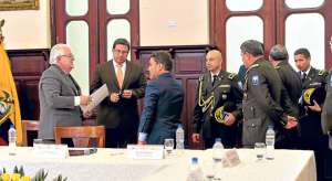 Polic&iacute;as y militares realizar&aacute;n operativos contra la violencia