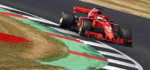 El actual l&iacute;der del Mundial, Sebastian Vettel, acab&oacute; cuarto. Se ausent&oacute; de los &uacute;ltimos minutos de la sesi&oacute;n al notar unas molestias en el cuello.