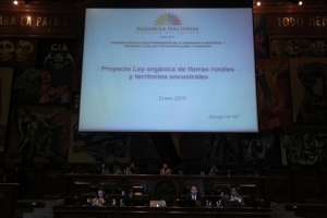 La normativa, seg&uacute;n la Comisi&oacute;n  de Soberan&iacute;a Alimentaria, prev&eacute; la no concentraci&oacute;n de tierras rurales.Foto: Tomada del Flickr de la Asamblea. 