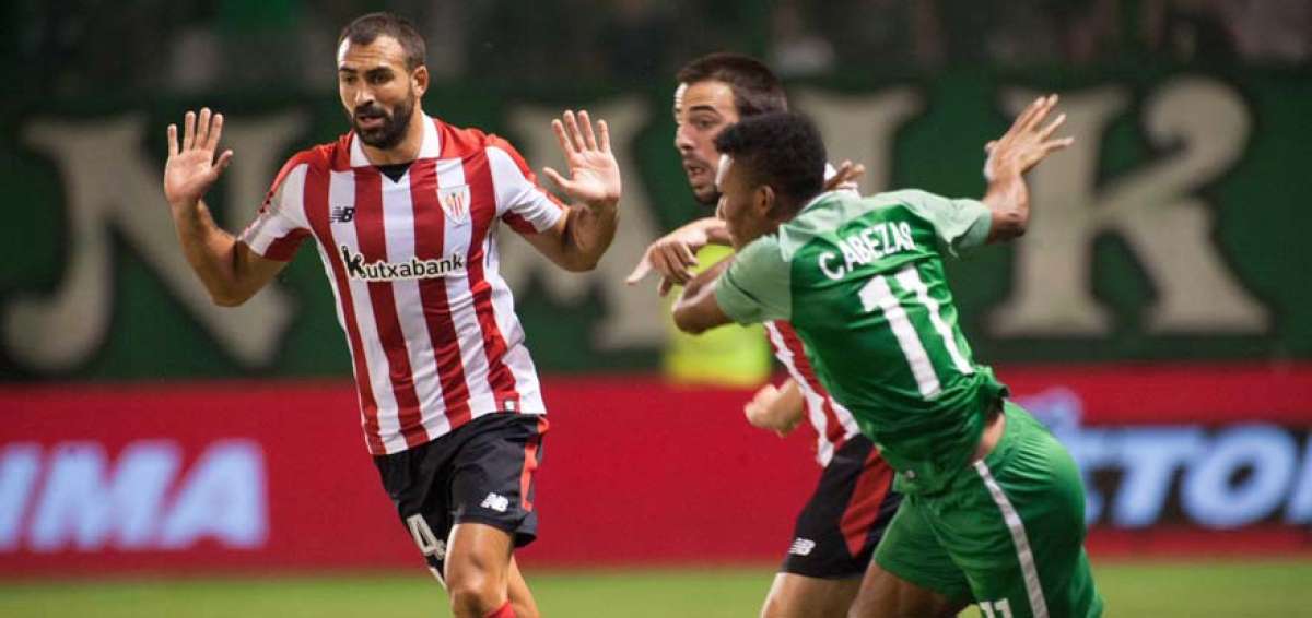 Cabezas anot&oacute; en la derrota del Panathinaikos ante Athletic