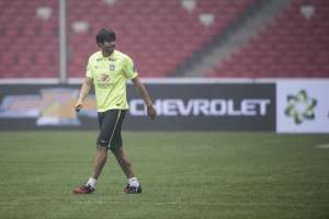 Kak&aacute; (c.) regres&oacute; a la selecci&oacute;n brasile&ntilde;a luego de 1 a&ntilde;os y medio. Foto: AFP